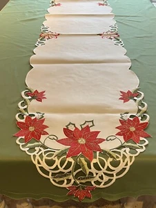 Red Green Gold Poinsettia Embroidery Oblong Long Table Runner cutwork decoration - Picture 1 of 4