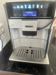 Kaffevollautomat SIEMENS EQ.6 Series 300 Silber Kaffeemaschine - Bild 1 von 10