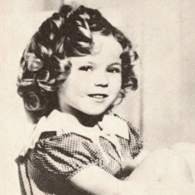 Tarjeta arcade vintage de Shirley Temple - en silla - en muy buena condición Foto 1 de 3