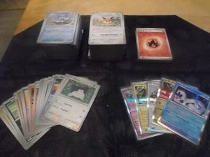 Pokémon Karten ca. 250 St aus dem neuen Set Stürmische Funken Karmesin und Pur! - Bild 1 von 3