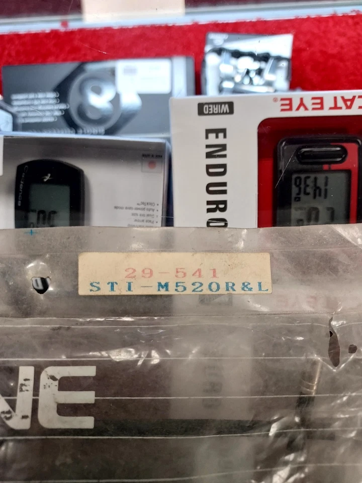 Shimano NOS (new old stock) STI Shifter/Brake lever assembly ! - Image 1 of 4