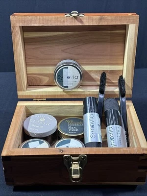 Juego de 10 piezas de caja de madera NORDSTROM Synovia Shoe Shine Foto 1 de 4