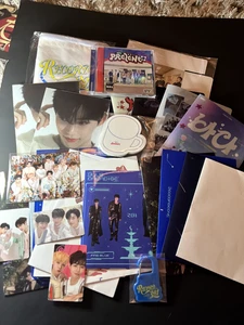 Zerobaseone Fotokarten, Alben & Papiersammlerstücke - Bild 1 von 34