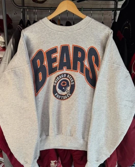 90s Chicago Bears NFL Crewneck Sweatshirt Men Women S-5XL RM1690 - Image 1 of 1