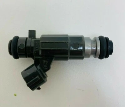  Standard  FJ866 REMAN Fuel Injector  SUBARU  LEGACY   1996-1999 - Image 1 of 3