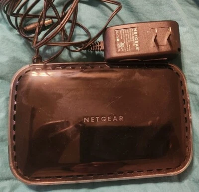 Netgear WNR1000 150 Mbps 4-Port 10/100 Wireless N Router (WNR1000v2) Gws - Image 1 of 4