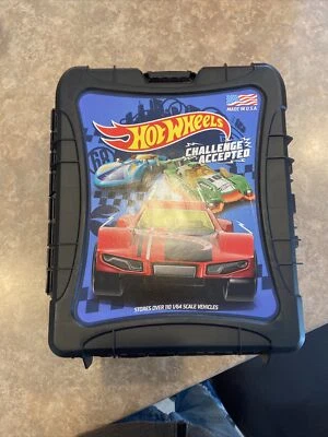 EUC Hot Wheels 110 Plastic Car Carrying Case   Telescopic Handle. free Shipping - Image 1 of 4