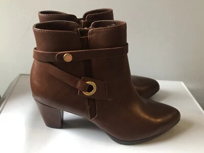 Anne Klein Chelsey Botines Cuero Marrón 2.5" Tacones, Cremallera Para Mujer Talla 10 NUEVO Foto 1 de 4