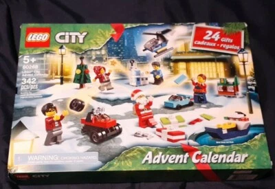 LEGO Advent Calendar City Town (60268) - Image 1 of 3