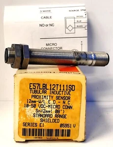 Cutler-Hammer E57LBL12T111SD 10-50 V DC Shielded Inductive Proximity Sensor - Picture 1 of 3