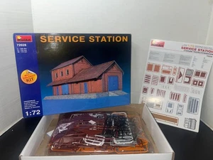 Neu MiniArt 1:72 Plastik Modellbausatz 72028 Tankstelle Neu in OVP - Bild 1 von 5