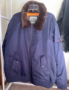 Chaqueta de Vuelo Levi’s Azul Marino con Forro Naranja y Cuello de Piel Extraíble, XXL Para Hombre - Imagen 1 de 11