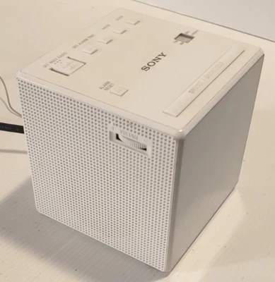 SONY ICF-C1 Square-Shaped White Compact AM/FM Alarm Clock Radio Digital Display. - Image 1 of 4