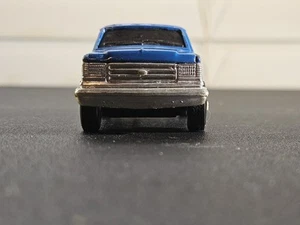 Farm Machines Ertl Ford F250 Blue and Silver pickup Diecast Truck  - Picture 1 of 9