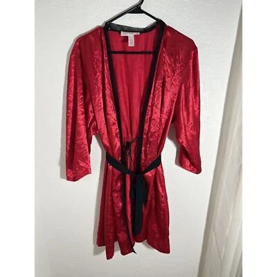 Bata roja Oscar de la Renta etiqueta rosa Foto 1 de 4