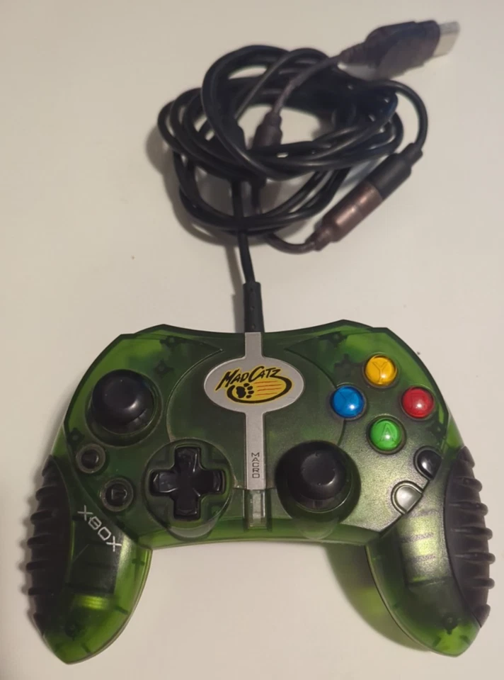 Mad Catz Control Pad Pro 2004 - Model 4526 Green- Original XBox - With Breakaway - Image 1 of 1