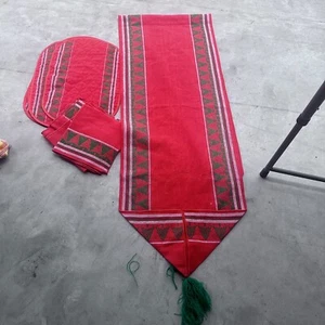Árboles de Navidad de vacaciones rojo y verde corredor de mesa 4 manteles individuales 6 servilletas - Imagen 1 de 2