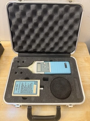 Lucas Cel Instruments Digital Sound Survey Meter & Calibrator *Used* CEL-231/282 - Image 1 of 4