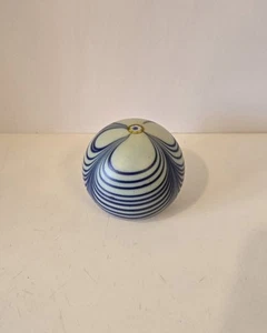 Pulled Feather Art Glass Paperweight Unsigned - Picture 1 of 10