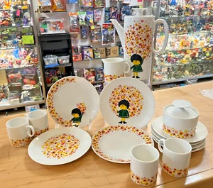 CUTE FLORAL MID-CENTURY THOMAS GERMANY PORCELAIN COFFEE TEA DESERT SET 17 PIECES - Picture 1 of 16