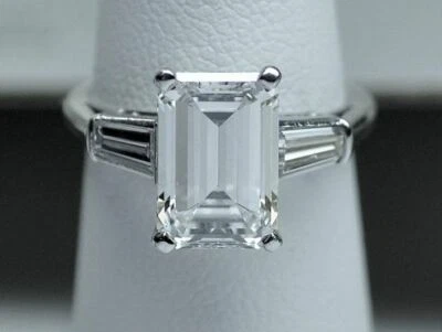 2.30ct White Emerald Lab Created Diamond 14k White Gold Engagement 3 Stone Ring - Image 1 of 4