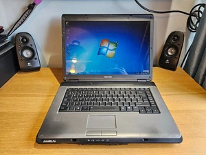 15" Toshiba Satellite Pro L300-26P Pentium Vintage Retro Legacy Windows 7 Laptop - Picture 1 of 5
