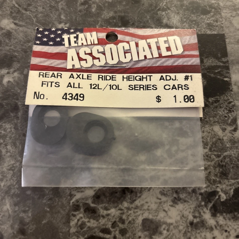 (B5)Associated Axle Bearing Height Adapter #1 Offset White 4349 RC10L RC12 Part - Image 1 of 1