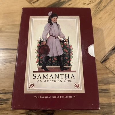 Vintage 1989 Molly American Girl Collection 6-Book Boxed Set See Pics - Image 1 of 4