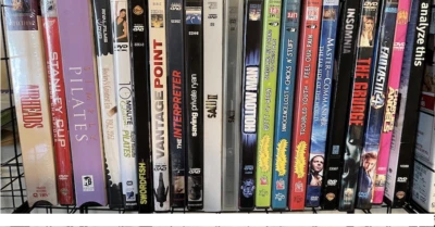 Movie DVD Sale YOU CHOOSE FREE SHIPPING and DISCOUNT with purchase of 2 or more! - Image 1 of 4