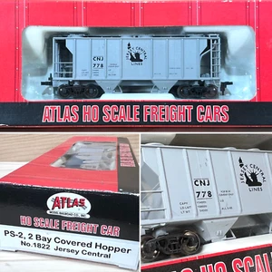 Atlas HO Scale Freight Cars PS-2 2 Bay Covered Hopper No. 1822 Jersey Central - Picture 1 of 4