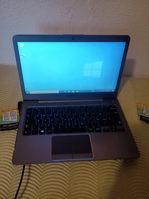 Samsung NP530U3C 13,3" I5-1,7GHz 8gb 128gb nvme WINDOWS 11 - Image 1 of 4