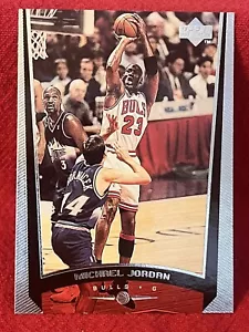 Michael Jordan 1998-99 Upper Deck #230m Chicago Bulls HOF GOAT - Picture 1 of 2