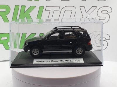 Mercedes Benz ML W163 (1997) Cararama 1/43 Nero - Immagine 1 di 2