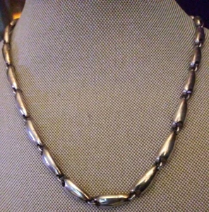Vtg MONET Signed Silver Tone Elongated Link Necklace - Picture 1 of 3