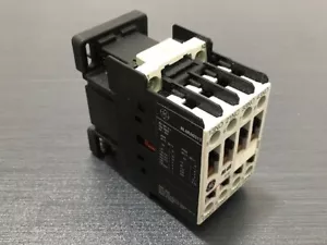 General Electric GE Aux Relay RL4RA031T - Picture 1 of 2