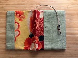 Handgefertigter japanischer Kimono Stoff Bucheinband - 4,5x6" mit Perlen Lesezeichen - Bild 1 von 3