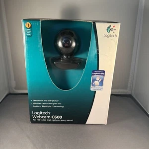 Logitech Webcam C600 2-MP Sensor 8-MP Photos Built in Microphone Universal Clip - Picture 1 of 5