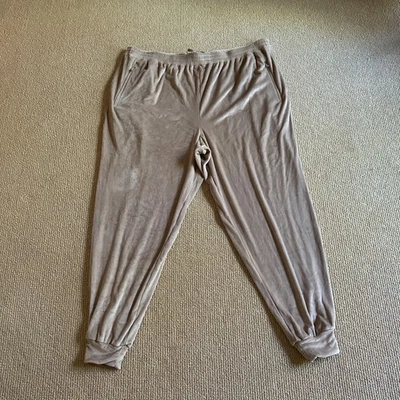 Skims Honey Velour Joggers, Size 4X New - Image 1 of 3
