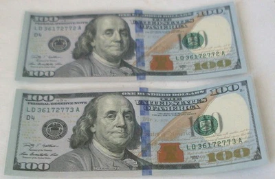 Consecutive $100 Bills Fancy Serial Pair 36172772 & 36172773 Full House 2009A - Image 1 of 4