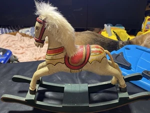 Vintage Sammlerstück Schaukelpferd aus Holz Handarbeit - Bild 1 von 5