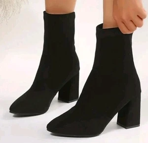 Modische halbhohe Damen-Slipper quadratischer Absatz einfarbig Flock Größe 4 - Bild 1 von 9