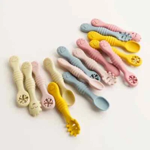 Juego de cucharas de silicona para bebé 3 piezas cubiertos niños pequeños aptos para lavavajillas - Imagen 1 de 27