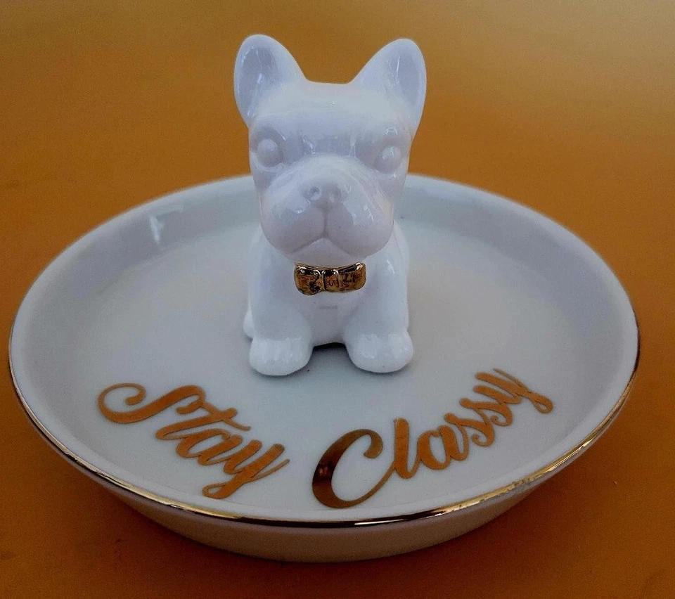 Французский бульдог с золотой галстук-бабочка блюдо для колец, серьги и т. д. 5 дюймов поперек - Изображение 1 из 1