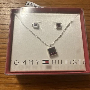 Juego de pendientes y collar Tommy Hilfiger B60111 - Imagen 1 de 5