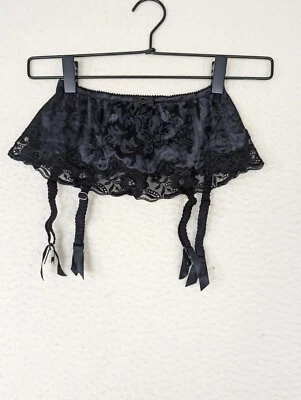 Vtg Victorias Secret Gold Label Nylon Lace Garter Belt Black Small Floral Sexy - Image 1 of 4