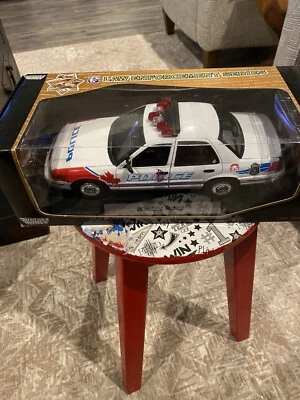2004 Motor Max Law Enforcement Series 1:18 Scale Crown Victoria Windsor Police  - Image 1 of 4