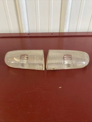 1953 1954  STUDEBAKER PARK LIGHT LENS PAIR RIGHT LEFT ORIGINALS - Image 1 of 4