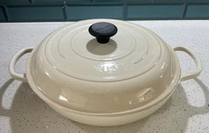 Forno Olandese Vintage Le Creuset #30 - Bianco Mandorla Crema Raro!! 2,5 quarti - Foto 1 di 16