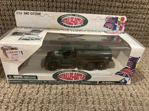 Solido 1:50 U.S. GMC Fuel Tanker, Les Grandes Batailles Edition, No. 6124 - Picture 1 of 7
