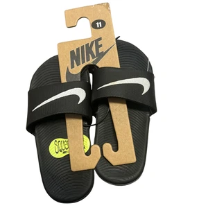 Nike Kawa Jugend Pantoletten Sandalen schwarz/weiß Größe 11 Kinder - NEU - Bild 1 von 2